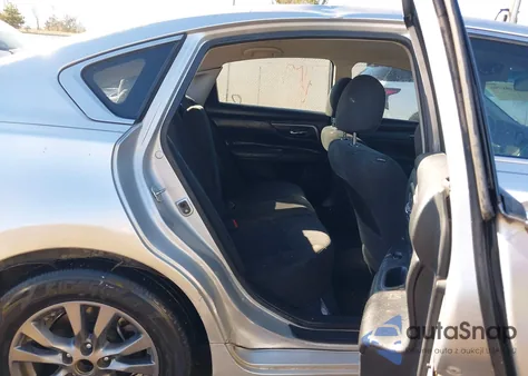 2015 Nissan Altima 2.5 S from USA, damaged, VIN 1N4AL3AP5FC465458